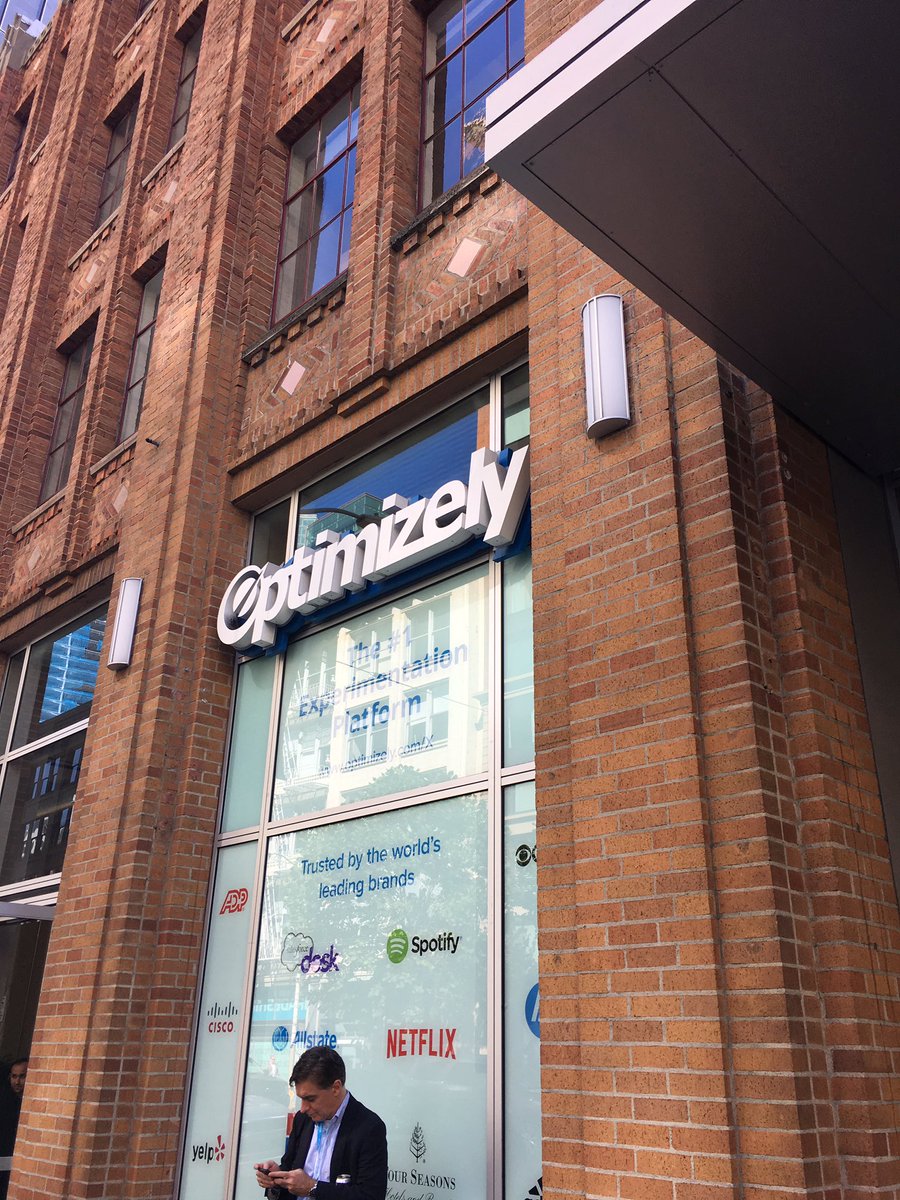 GlowEventDesign's tweet image. Don't miss our client's #DF16 #keynote party and happy hour!  @Optimizely