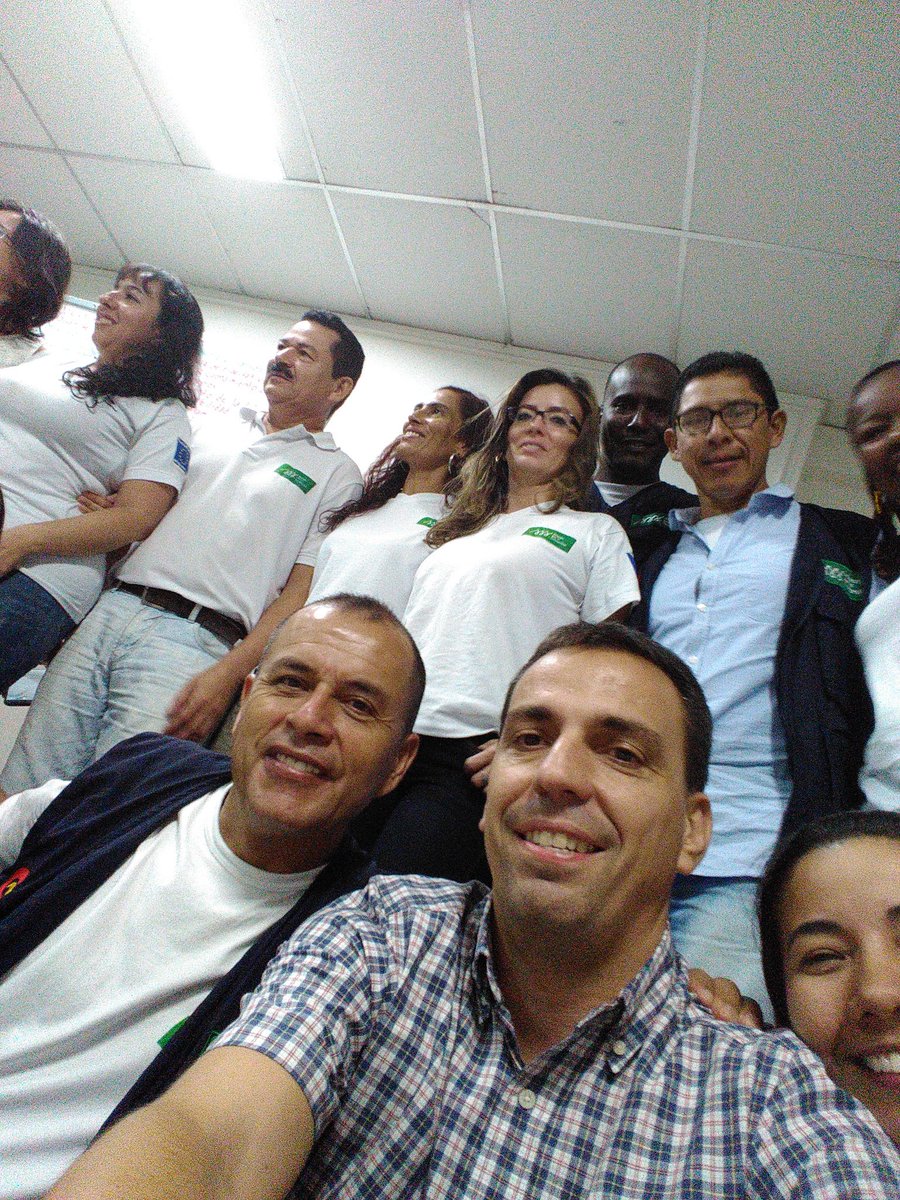 Jgo2007's tweet photo. Equipo Alianza Colombia enhorabuena por el trabajo y compromiso!! @luchaelena @AnaAlcalde69 @AxSolidaridad https://t.co/ZGksML2rE7