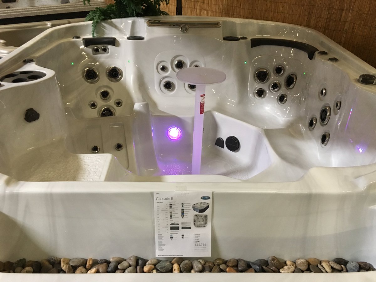 thespamover's tweet photo. Incorporate a rock garden and LED waterfall table for your favorite beverage into your spa @coastspas @coast_spas #coastspas #ilovecoastspa https://t.co/WZALy43pCV