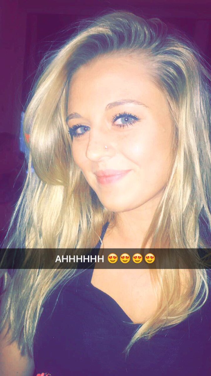 allygranttt's tweet photo. Happy 18th to one of my favorite people on earth , @makinley_heil idk what i'd do without u 👭❤️💞💯 https://t.co/WeWoa2zCg4