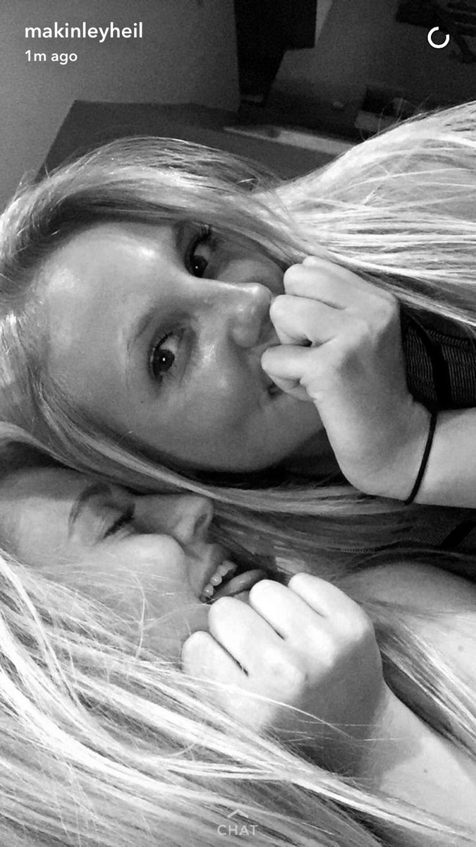 allygranttt's tweet photo. Happy 18th to one of my favorite people on earth , @makinley_heil idk what i'd do without u 👭❤️💞💯 https://t.co/WeWoa2zCg4
