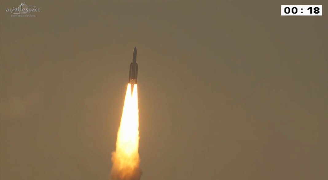 74th successful #Ariane5 launch in a row, matches reliability of Ariane 4 and lays foundations for #Ariane6 esa.int/Our_Activities…