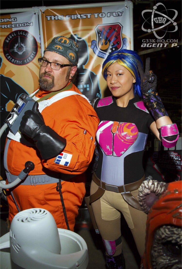 kittiecosplay's tweet photo. #Wrensday shoutout to @EndorBase's Draeden Wren.✌🏼️ #TeamWren #DraedenWren #SabineWren #JoinTheRebellion #RebelLegion #EndorBase #StarWars https://t.co/Z7YpummkHw