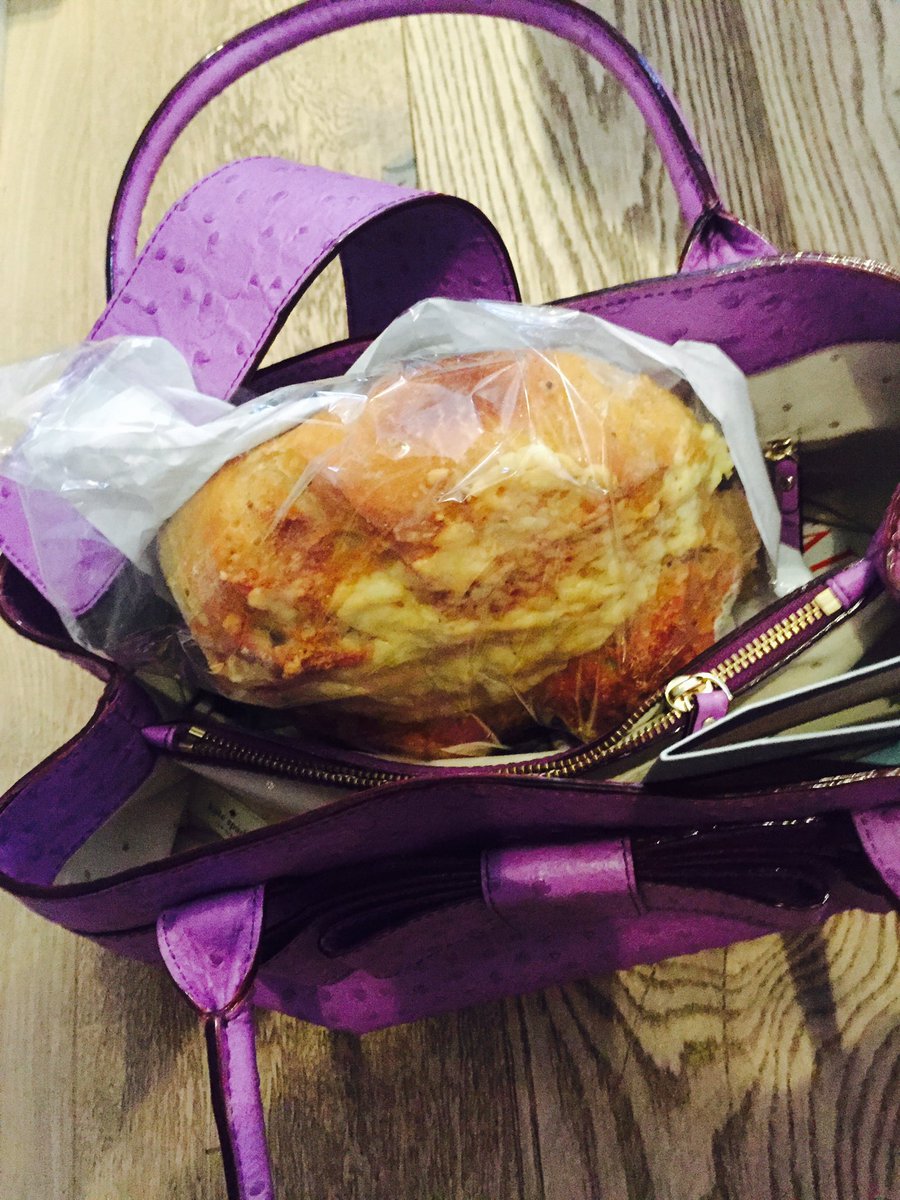 Some go to Hitchin to shop for vintage - I'm there for the cheese &amp; mustard bread <a href="/QuotidianBakery/">Quotidian Bakery</a> <a href="/BitchinHitchin/">Hitchin Is Bitchin</a>