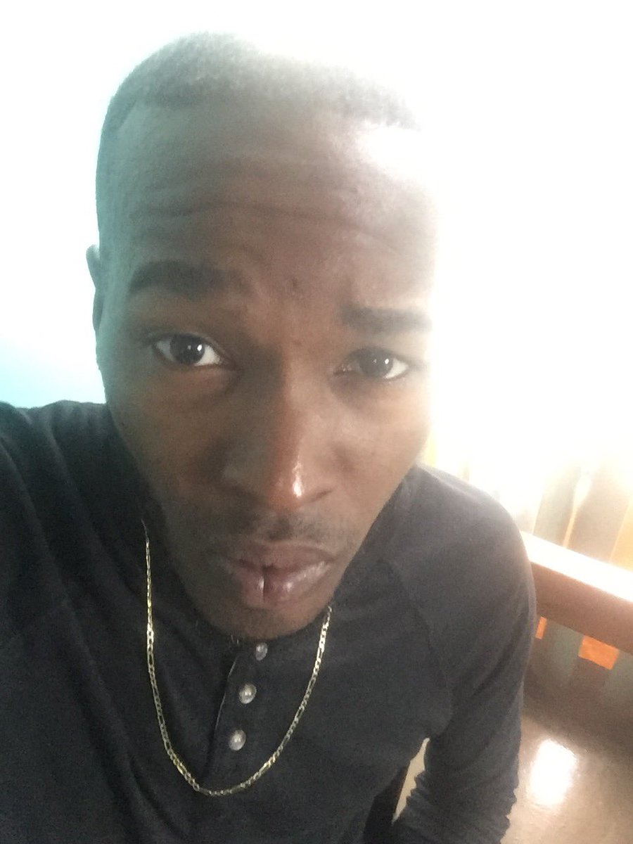 BangOnTheBucks's tweet photo. #young #cute #gay #trendy #schoolflow #chillun #gayboy #stylist #style #fashion #follow #ifollowback #iPhone https://t.co/AJhNZm2tRk
