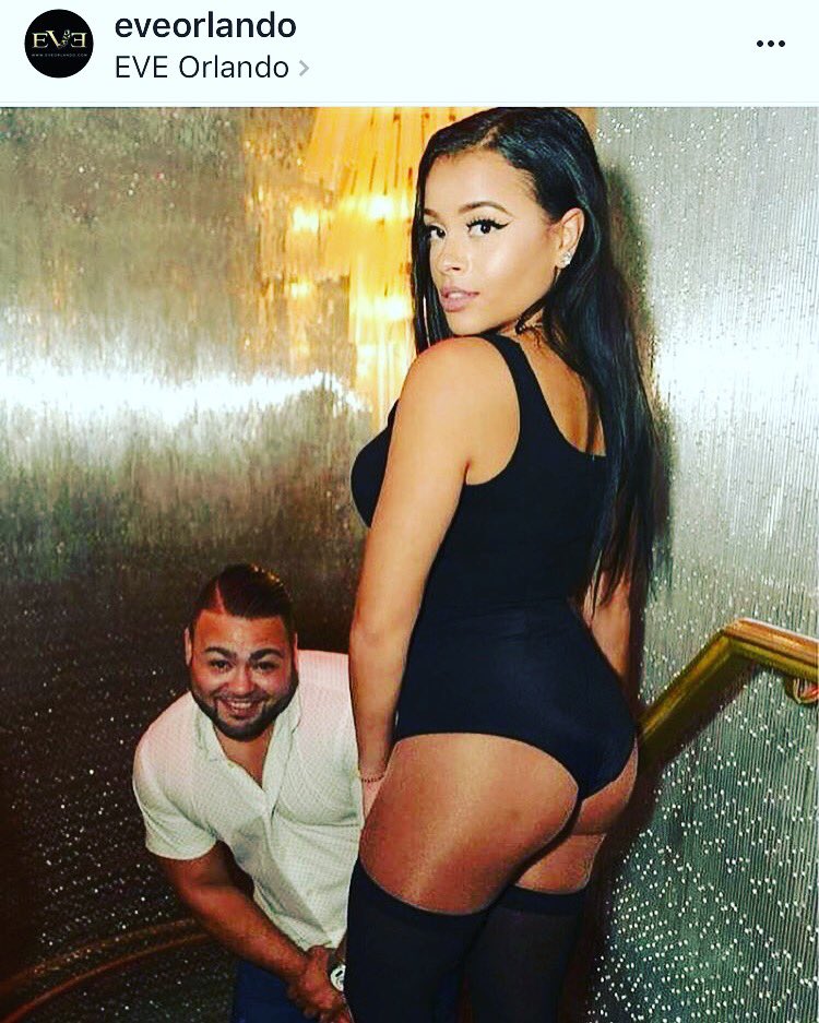 #HurricaneMatthew work cancelled tomorrow? #HurricaneParty with us <a href="/EVEOrlando/">EVE Orlando</a> OPEN BAR 9-10PM🎉drink/bottles specials ALL night