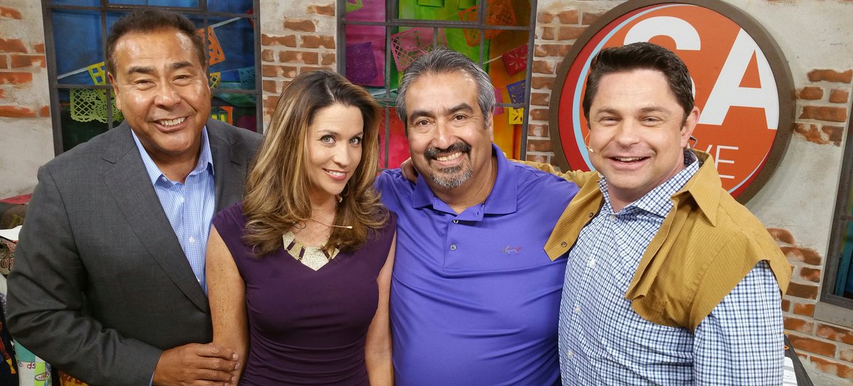 Just chillin with SA LIVE.....fun I San Anto !!!