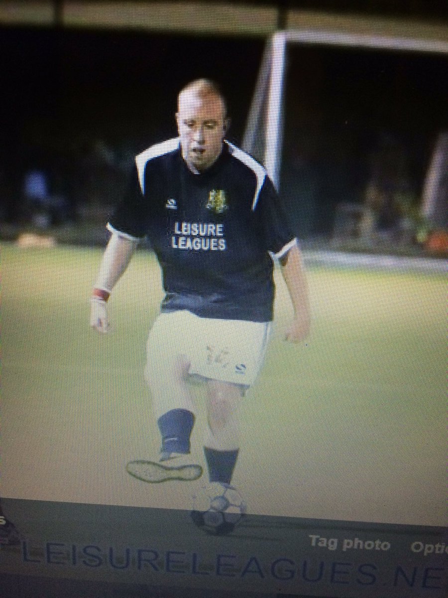 RugbLeagues's tweet image. 1.2 goals every 2 games!! Good stats @leisureleagues #rugbyweds for @JordanRead3!! #BRE #LeisureLeagues