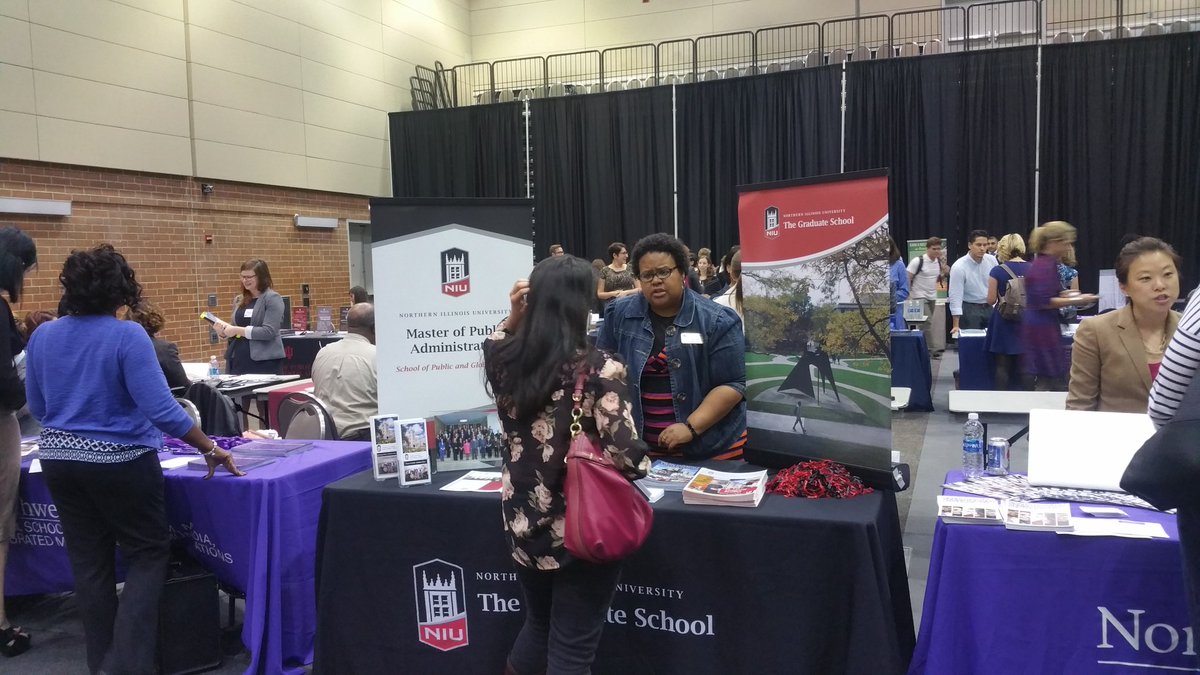 DBURCHARD1's tweet photo. Talking with students about grad school #idealistfair #NIUMPA https://t.co/EvNnZde4lB