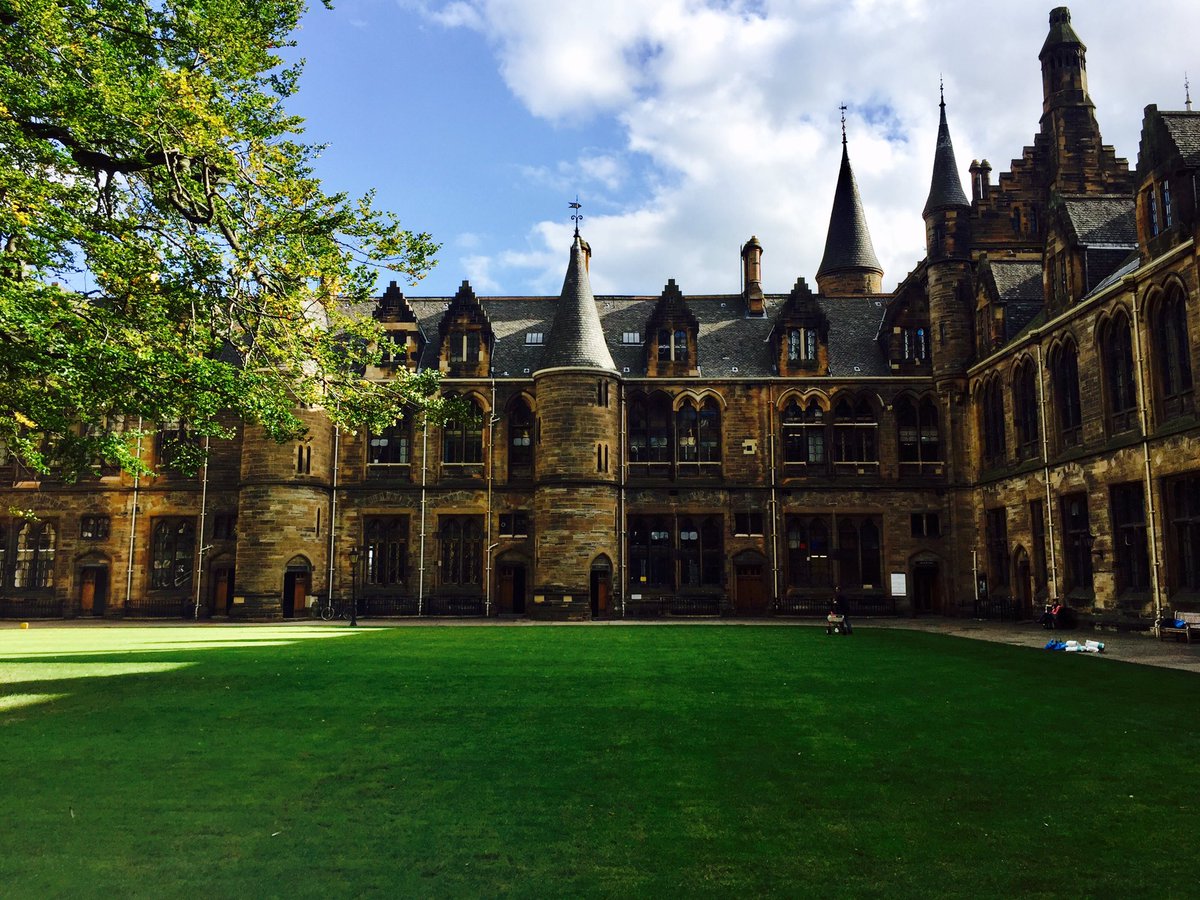 hellotetsu's tweet image. Glasgow university is soooo Harry Potter🤓