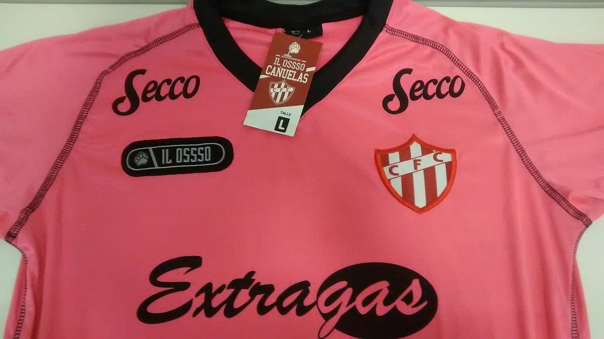 DonbalonAR's tweet photo. ¡Ganate la camiseta de @CFC1911, gentileza @ilosssosports! Seguinos en Twitter, dale RT al tweet fijado y ya estás participando. https://t.co/NFtADGdGhz