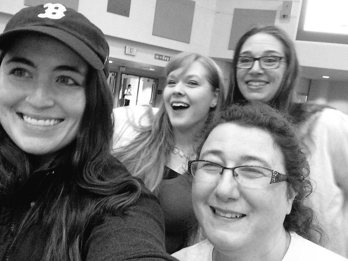 Annakfenton's tweet photo. OPEN HOUSE @ BAY 6-8! We can't wait to meet you. #thereispizza #andamazingteachers #bayway @VancouverSD https://t.co/BPMXTnUEWt