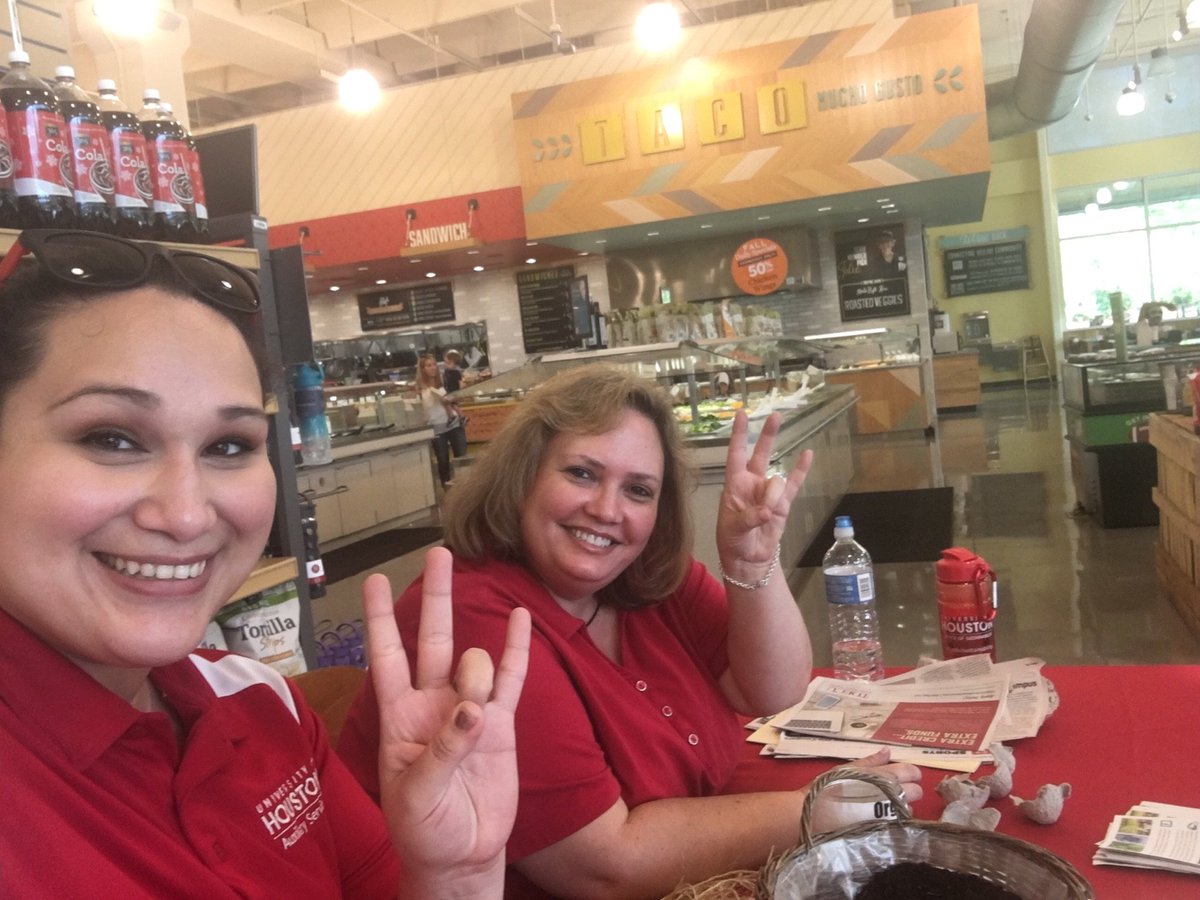 UHSustain's tweet photo. Whole Foods Westchase is excited about our community garden! Join @WholeFoodsHOU TODAY during Community Giving Day. #WFMCommunity https://t.co/s93JGkzJXE