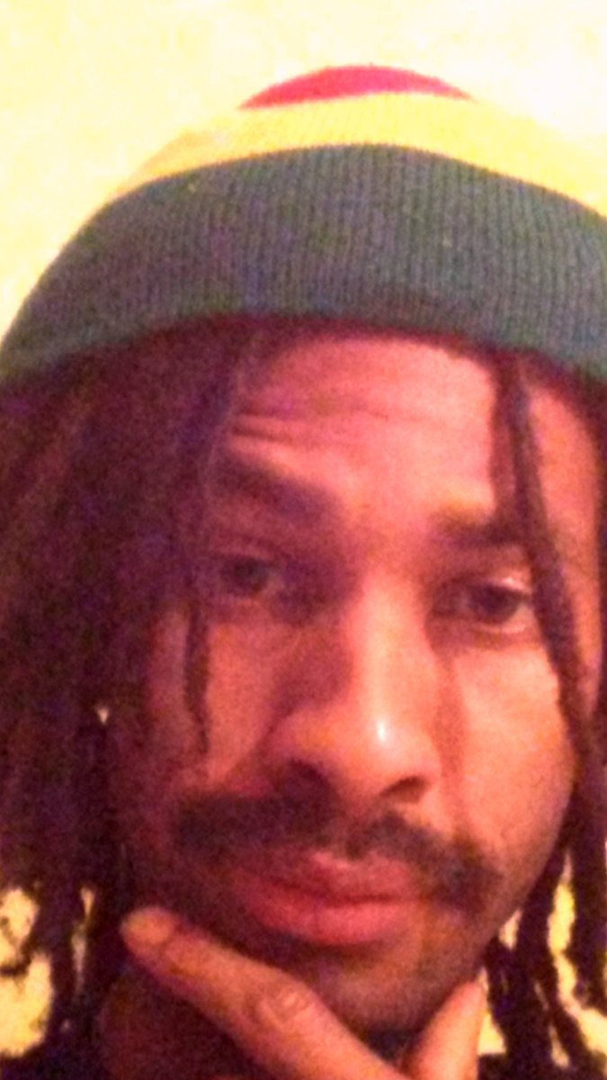 Gemini_Blaze's tweet photo. quick pics: #Stylish #Locklife #Dreadlocks #Ether9 #Photography #Afrofuture thought https://t.co/UtJ1fCSjei