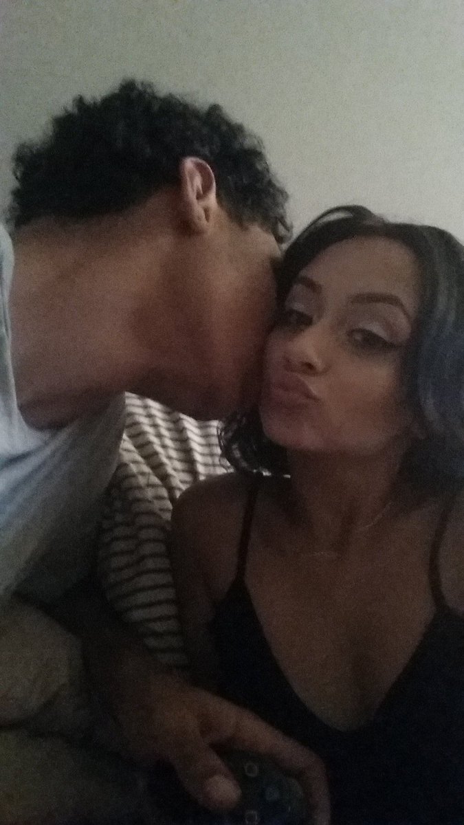 4eignel's tweet photo. Happy birthday sexy https://t.co/MR0q82zuew