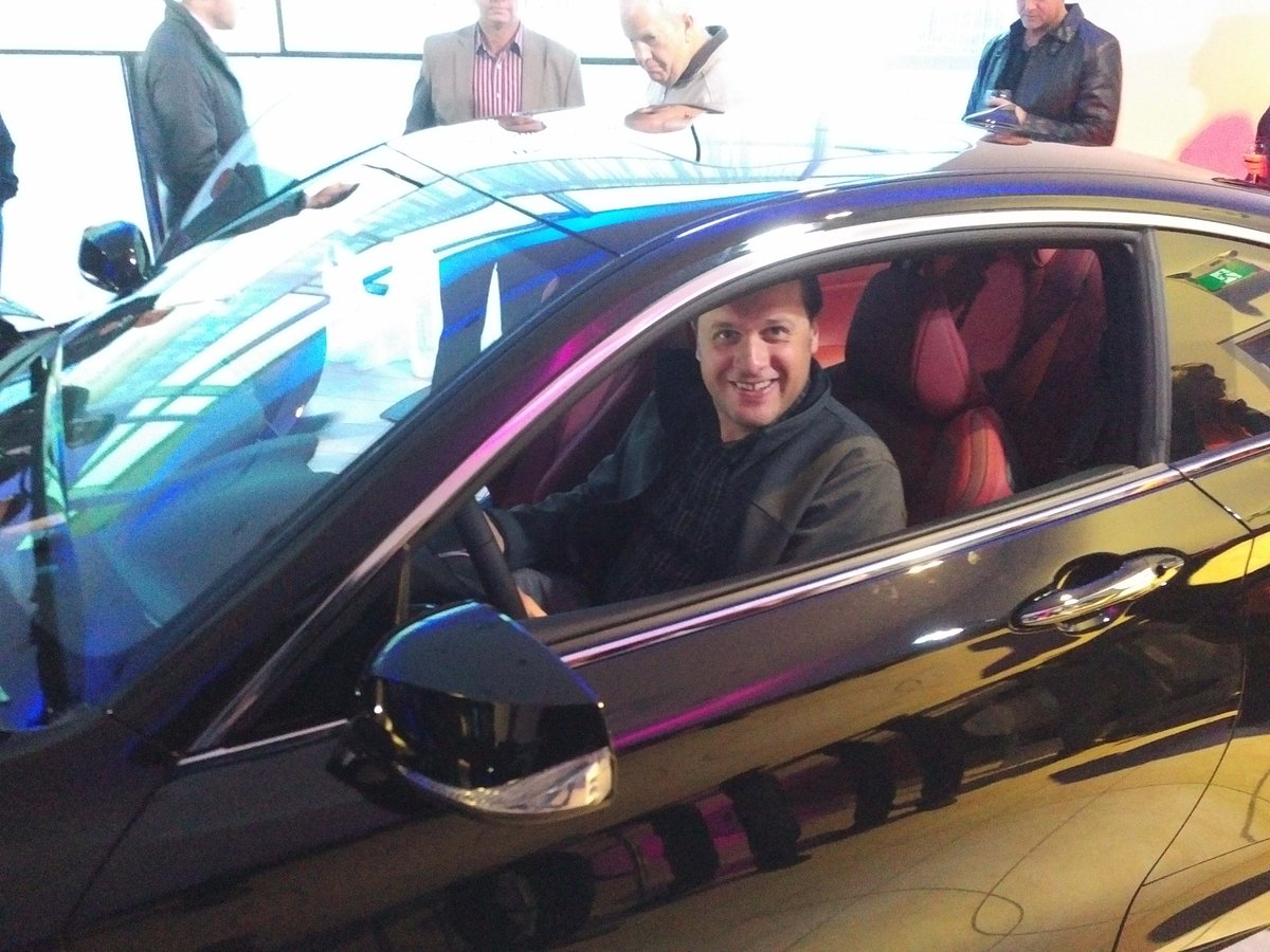 E_Count_Ant's tweet photo. #infinityvip trying out the new Infinity Q60 https://t.co/39vSbiGx44