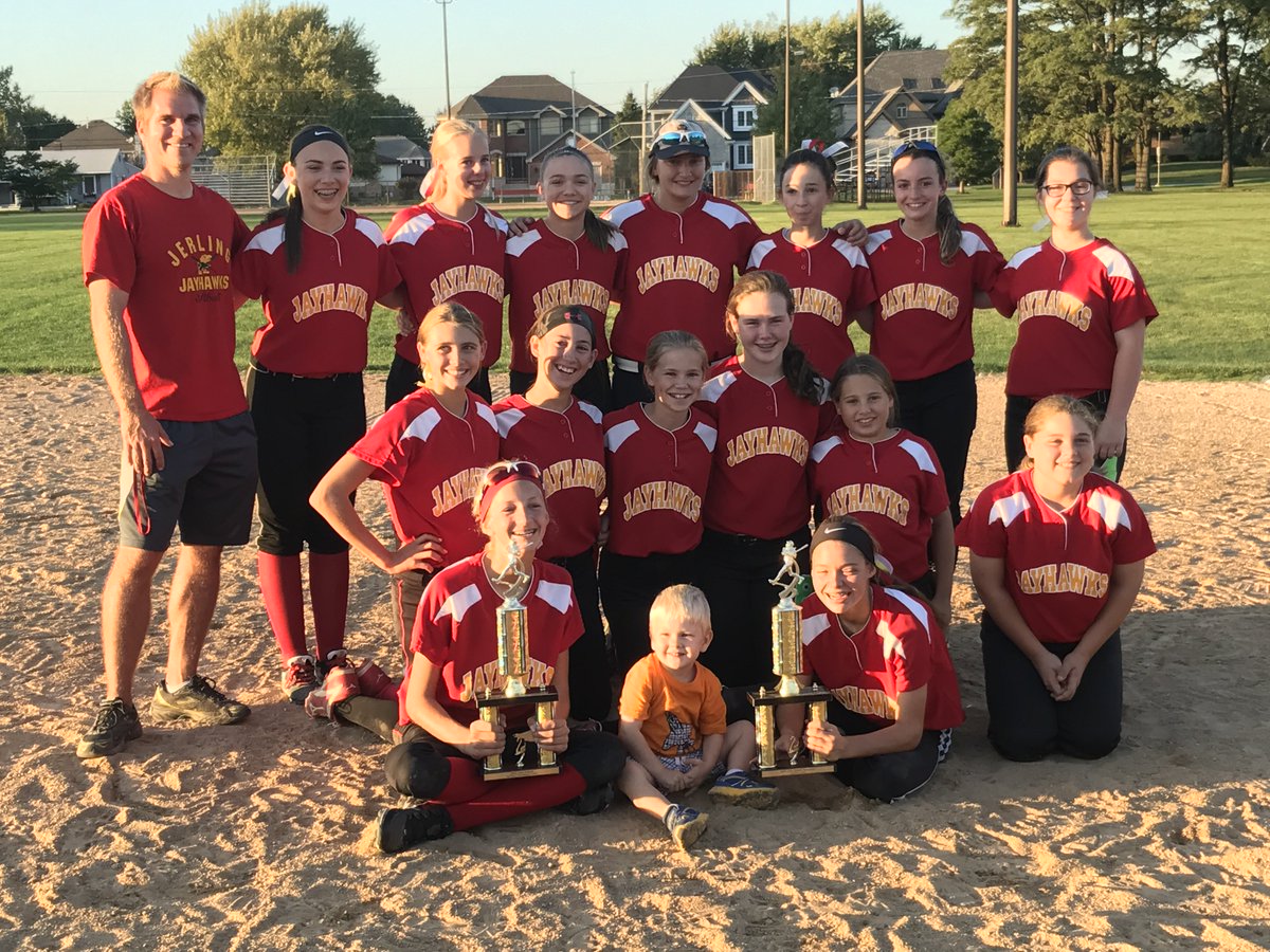CoachSchaffer's tweet photo. Congrats on a great season!!! 2nd place in SWIC!! (12-2) @StacyWestin @SenorBrownOSD @JerlingFan https://t.co/mekW0lnSvt