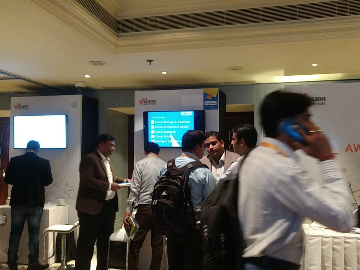 blazeclan_hq's tweet photo. AWSome crowd at #AWSMediaSummit.do give us a shout at our booth https://t.co/c3GTX9hTzX