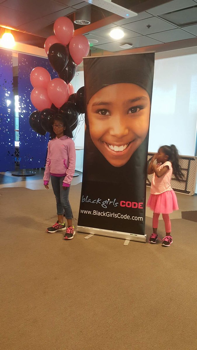 Trinity_Codes's tweet photo. Because of #Blackgirls code #WECODE . ME AND MY 2 SISTERS. #BGCBAYAREA #TRINITY_CODES https://t.co/rWunCI5br6