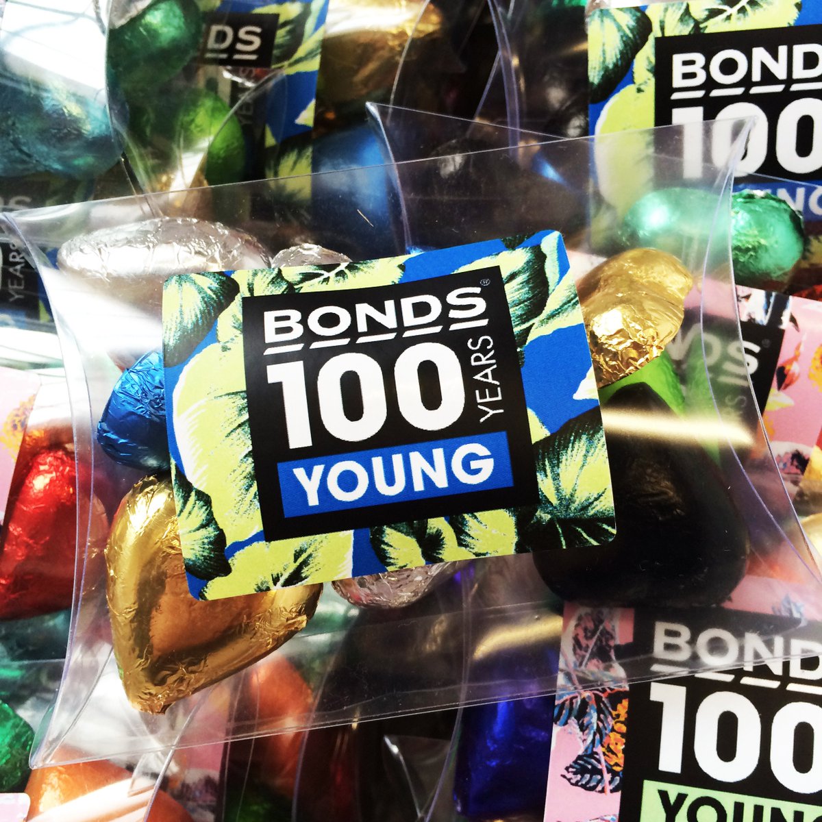 Contact us to learn more about custom candy packaging and gifting. 1300 924 427