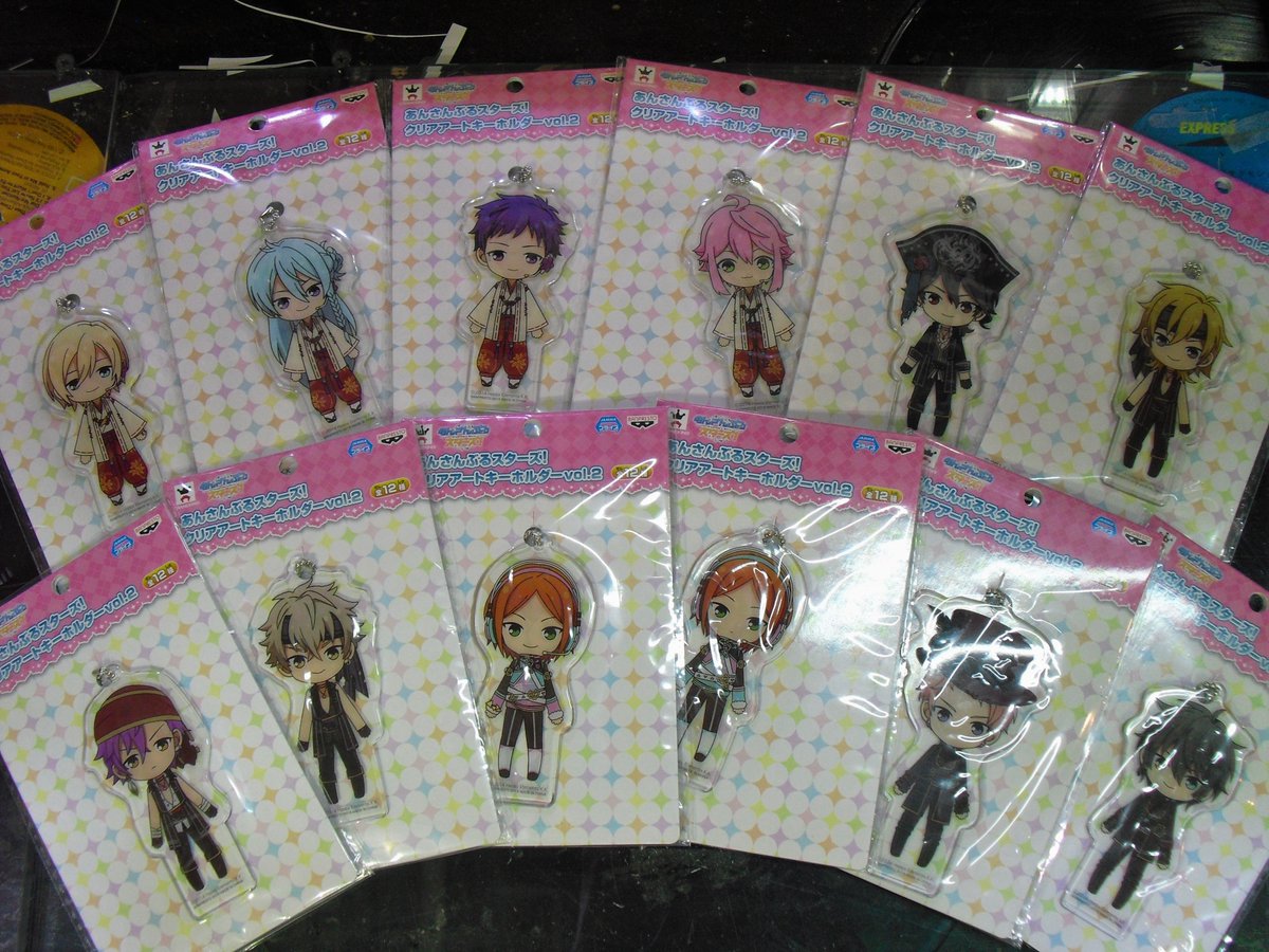 マン倉泡瀬アミューズメント No Twitter あんさんぶるスターズ クリアアートキーホルダーvol 2が登場しました 全部で12種類あるので気になる方はお早めに遊びに来てくださいね あんさんぶるスターズ あんスタ クリアアートキーホルダー ｕｆｏキャッチャー