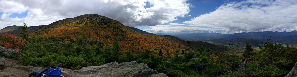 n8_410's tweet photo. Another beautiful, low tech day in Stowe, VT. #hiking #summittrail #1600+ftclimb https://t.co/B20D3zbfjD