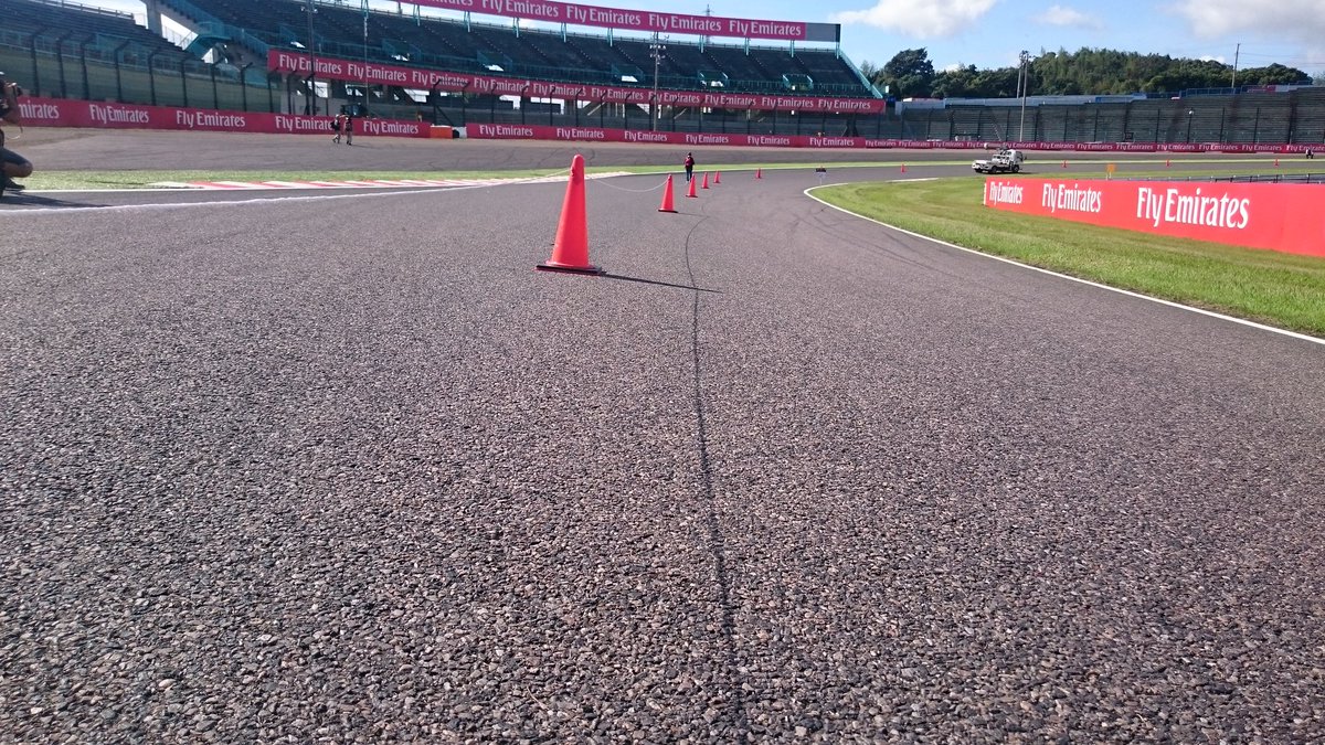 AlbertFabrega's tweet photo. Vuelta a Suzuka terminada. Sin cambios. Solo mejoras en el drenaje https://t.co/korXvpK08o