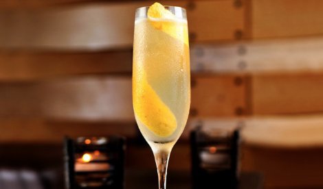 goodspiritsltd's tweet photo. #Greenalls London Dry #Gin 

#Gin Fizz❤️❤️
50ml Greenalls 
25ml freshly squeezed lemon juice
3/4 shot sugar syrup
Lemon slice

Enjoy! https://t.co/JbRltlHCJH