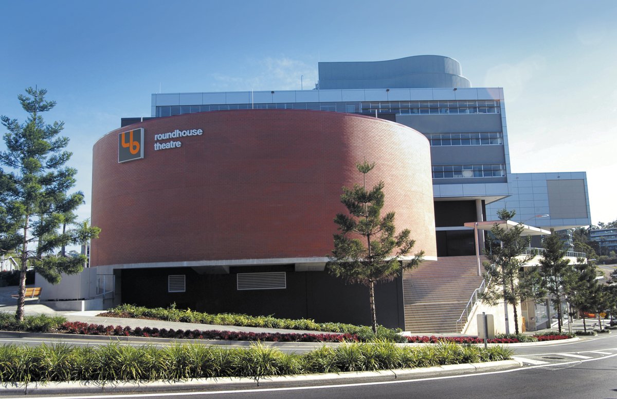 JessHinchy's tweet photo. Unlock your city: #Brisbane Open House opens the doors to architectural wonder https://t.co/xU5RKS4p0y @BrisOpenHouse @ABCNewsBrisbane https://t.co/QdqSoaUhwZ