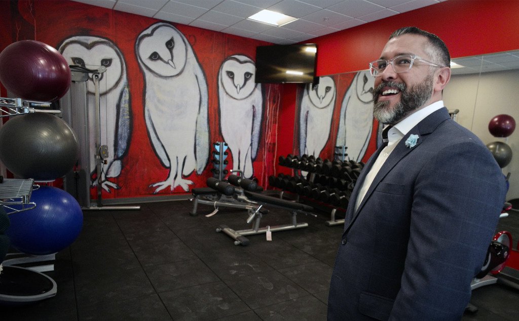 StribBiz's tweet photo. Radisson Red brand shows off its hipness quotient in Minneapolis debut. Photos by @rtsongphoto https://t.co/Nr07d8cCWn https://t.co/IxGO1vvACg
