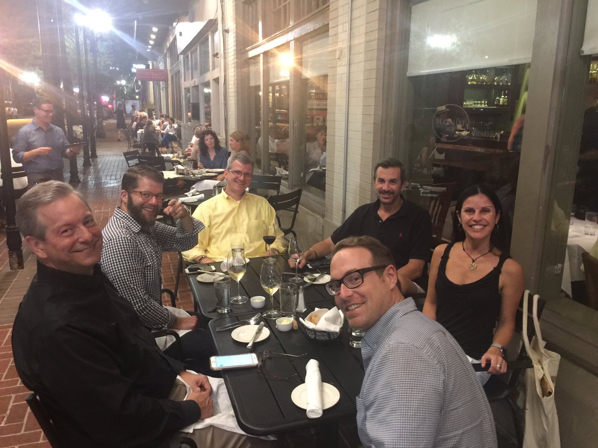 Amazing evening with THE luminaries of #legalIT in my fave city #NOLA <a href="/_jasonmarsh/">Jason Marsh</a> <a href="/stevenjbest/">Steven Best</a> <a href="/craigball/">craigball</a> <a href="/AaronStreet/">Aaron Street</a> @BarronHenley