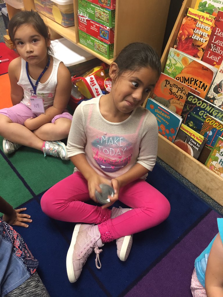 BenferKinder's tweet photo. We learn matter can change from liquid to solid and back to liquid @BenferKISD. #BetterNeverStops #BenferNeverStops #BenferAwesome https://t.co/x4efVZIdfF