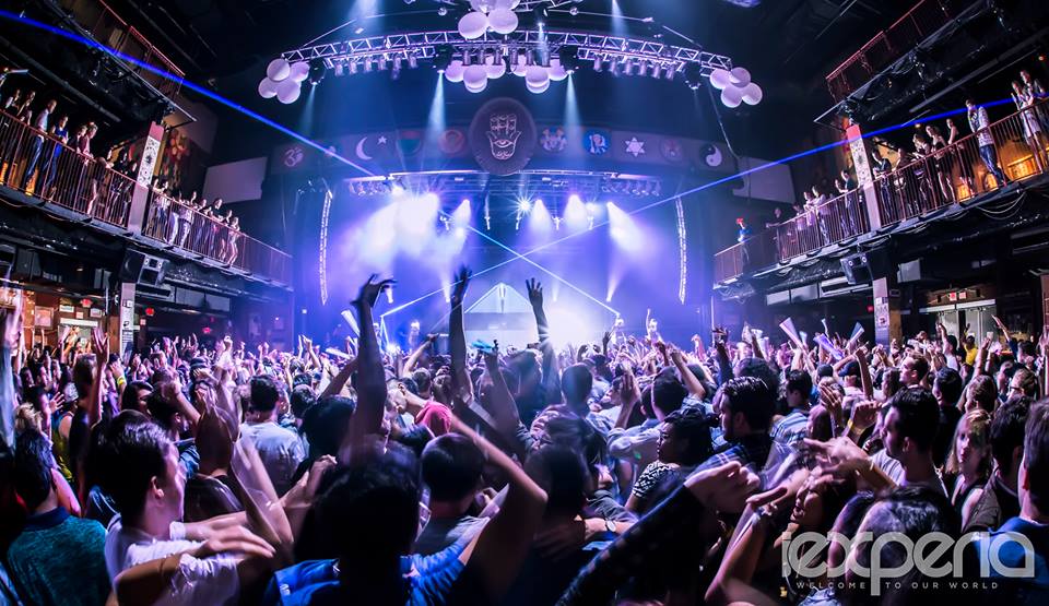 iExperia tweet media