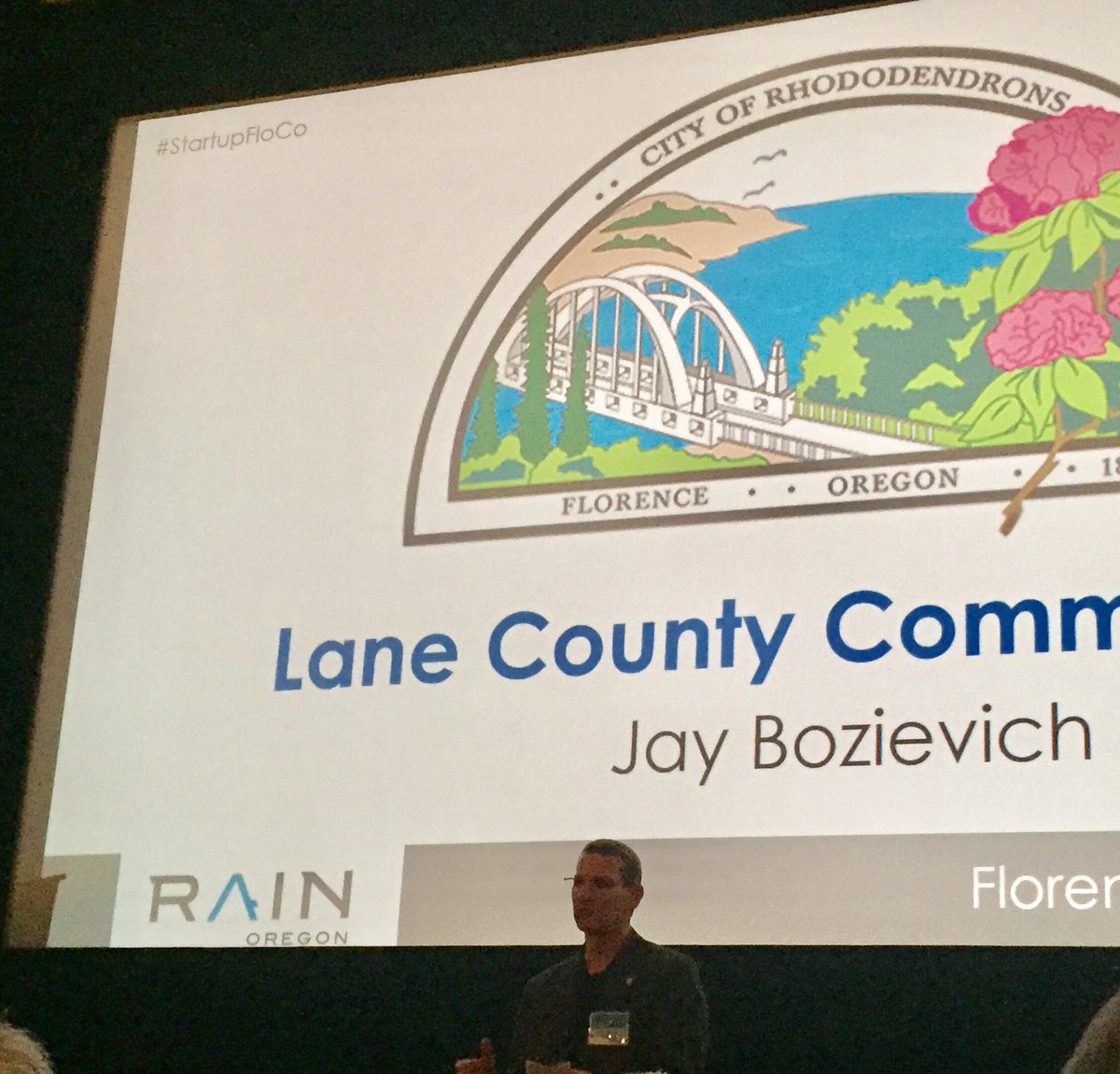 Sarah_J_Means's tweet photo. @Bozievich4Lane talking Rural Prosperity Initiative and @LaneCountyGov support of @Oregon_RAIN in @CityFlorenceOR #StartUpFloCo #ecodev https://t.co/2tkfYTVjKO