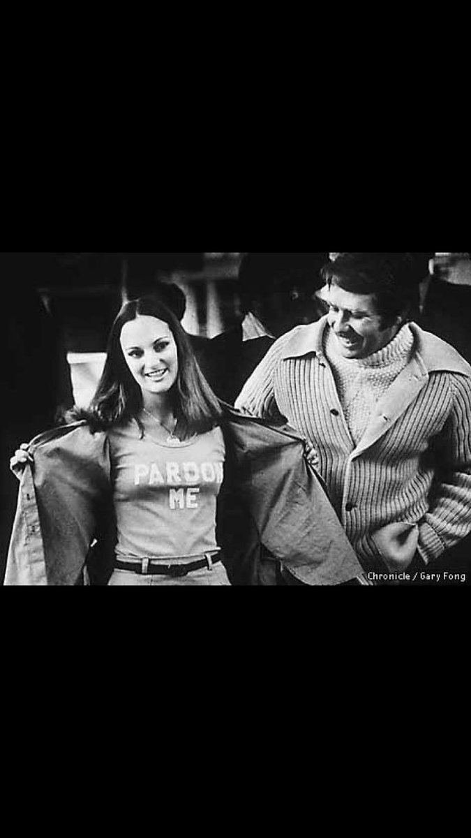 calladutslover's tweet photo. Throw back to when I pardoned Patty Hearst and she gave me drugs in return https://t.co/pZCgayvITW