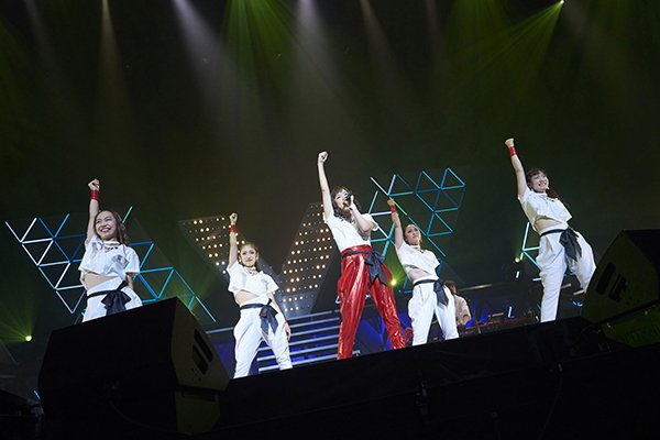 musicman_net's tweet photo. 大原櫻子、初の武道館2DAYSの舞台で初のダンスパフォーマンスを披露 https://t.co/Ir1RR0nLRz https://t.co/b1p7eR6ucD