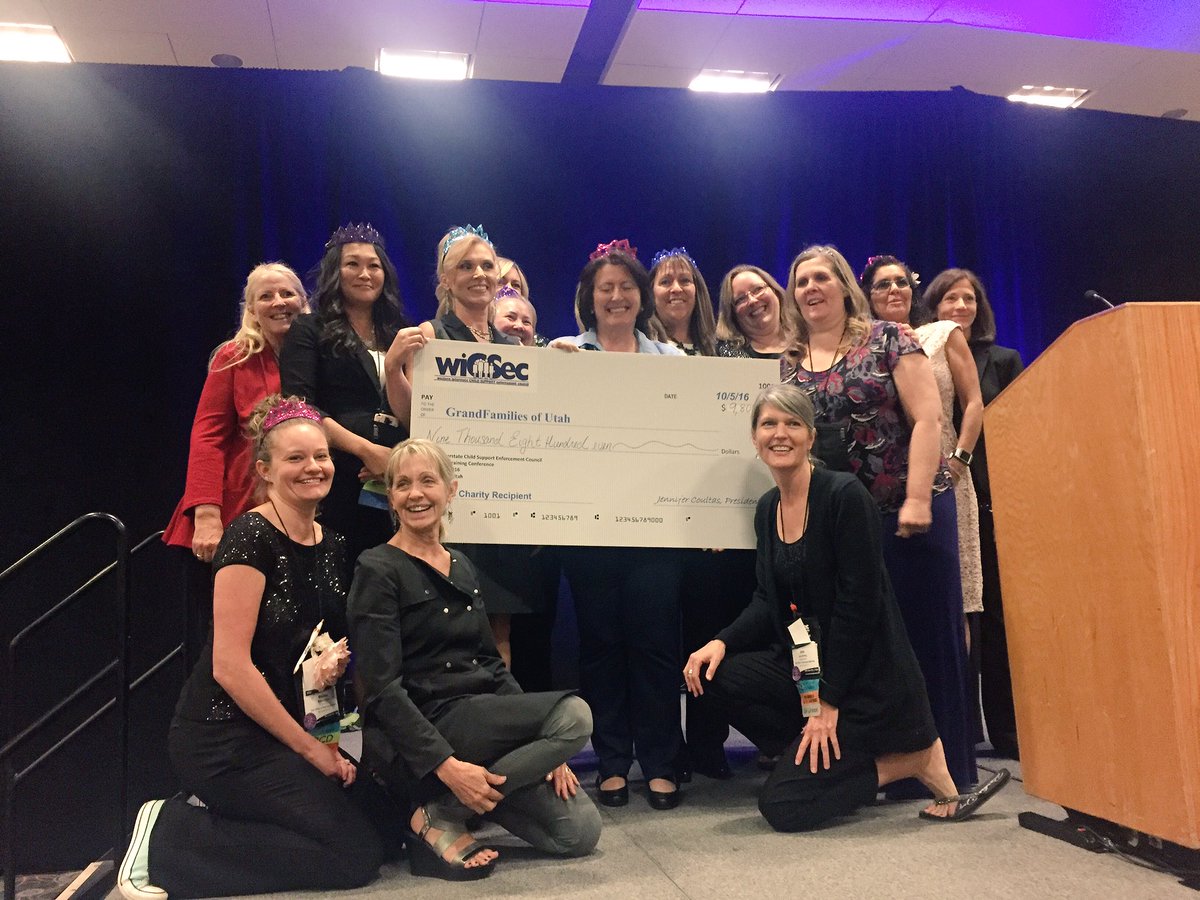 GraysPeak's tweet photo. An awesome team supporting an awesome charity #WICSEC2016 #PayItForward https://t.co/oTDyw9ZhVz