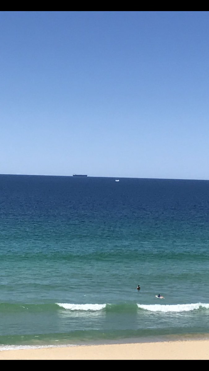 carter_doc's tweet photo. Today's work view. Watching #humpbacks breach in the distance #ptcartwright @Queensland @sunshinecoastca @sunshinecoastoz https://t.co/64OU1vN8nV