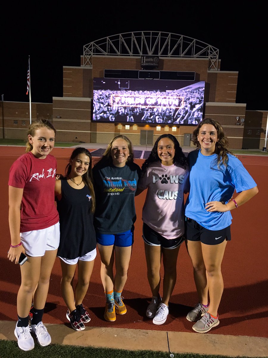 Nikki_W34's tweet photo. Blessed and thankful❤️✝️ #fieldsoffaith2016 https://t.co/xLQvcXMeMd