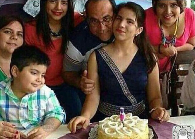 DanilaaC's tweet photo. estas enamorado?

- https://t.co/8LCeF167KU