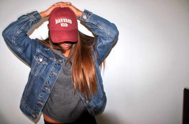 AlyssaS__99's tweet photo. I'm truly blessed to officially announce I will be furthering my academic and athletic journey at my dream school Harvard University in 2017 https://t.co/yg2opaZJtt