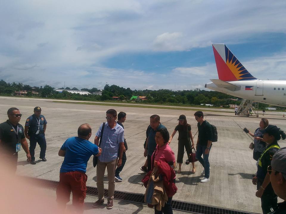 maiden16_bohol's tweet photo. Kasama si Mr. T. :D

#ALDUB64thWeeksary https://t.co/i5U1PUD98m