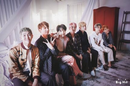 Bulletproof_SG's tweet photo. [STARCAST] BTS 'WINGS' Jacket shooting #방탄소년단 https://t.co/hdNgRvs3ox