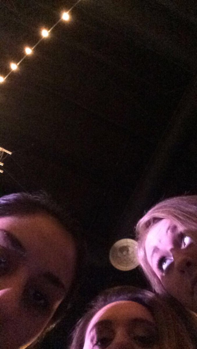 reganmckenzied's tweet photo. #SelfieWithStrangers https://t.co/v6RqLifhv8