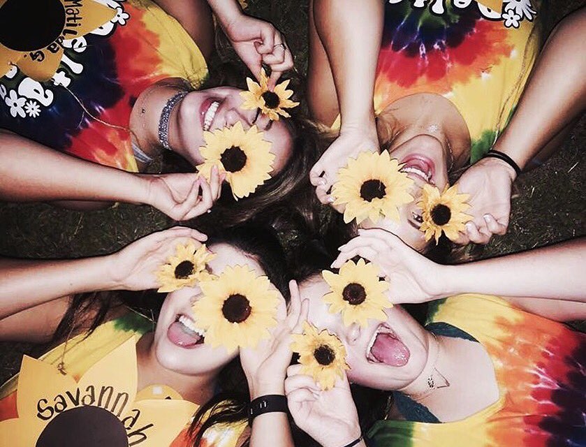 txstdg's tweet photo. Throwback to bid day cause our sweet new members get their bigs in just under a week!!! #TXSTDG #txstatepanhell https://t.co/bzoLDob7Ex
