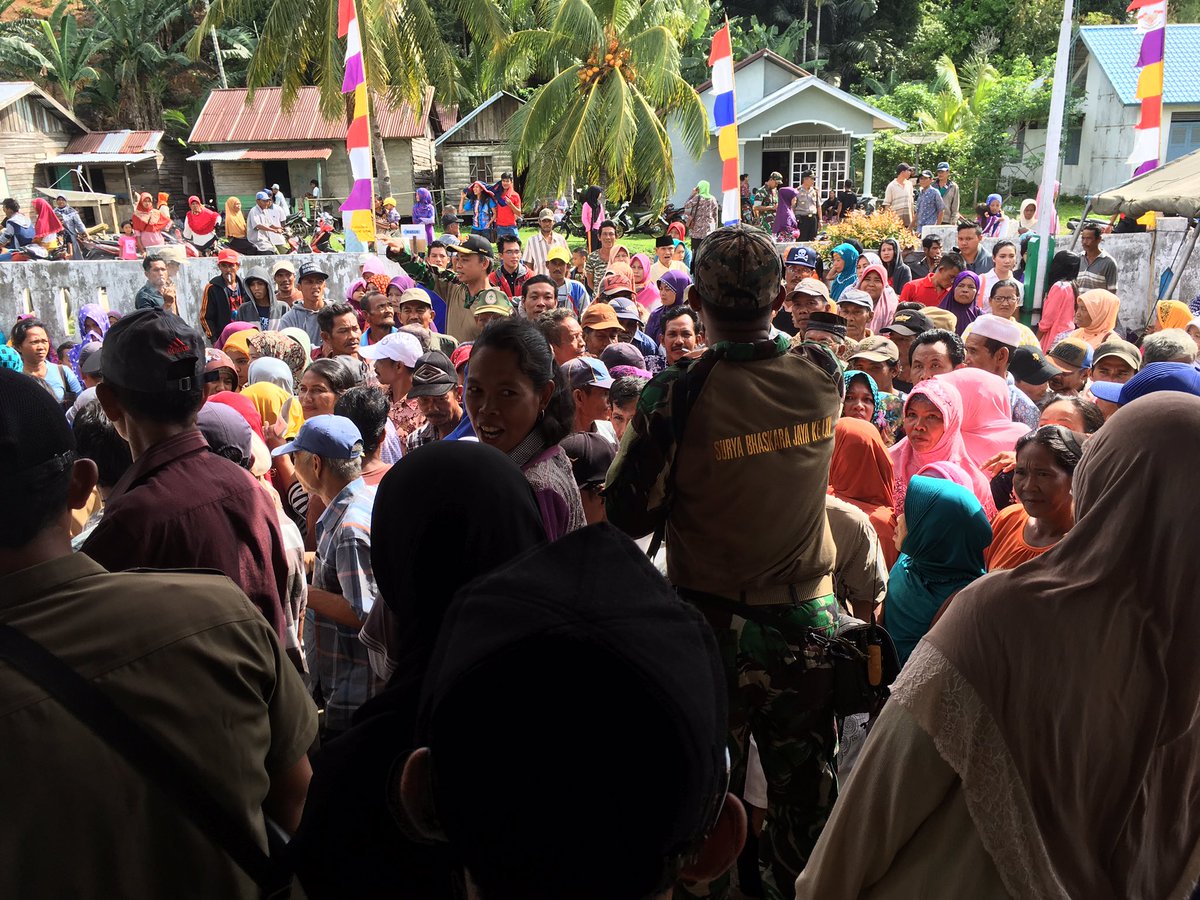 Indosiar_Peduli's tweet photo. Jumlah pasien yang terjaring sebanyak 1.716 pasien. Dengan tingkat antusiasme sebesar 39,39% dari jumlah penduduk. https://t.co/tmCQqCKOqc