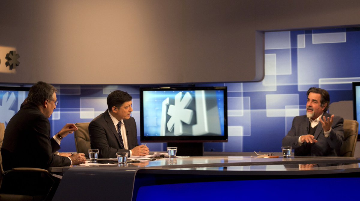 CodigoPais's tweet photo. Algunas fotos de la entrevista a Gustavo Zubía. https://t.co/kbz90D0E10
