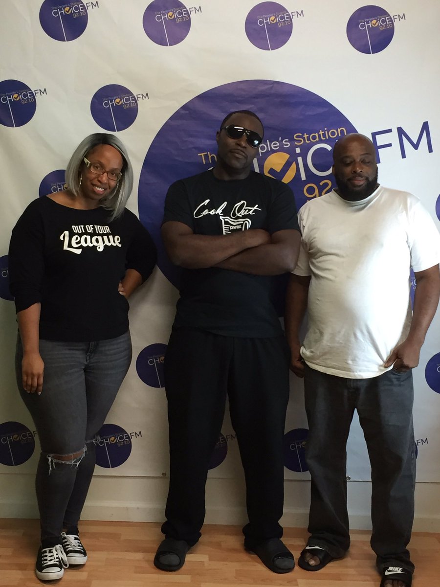 OGSavionSaddam's tweet photo. #SavionSaddam #CHOICE92.1FM #RADIO #DJTwenty #KIM #COOKOUT #DATPIFF #NowPlaying https://t.co/Slbon6oZwI