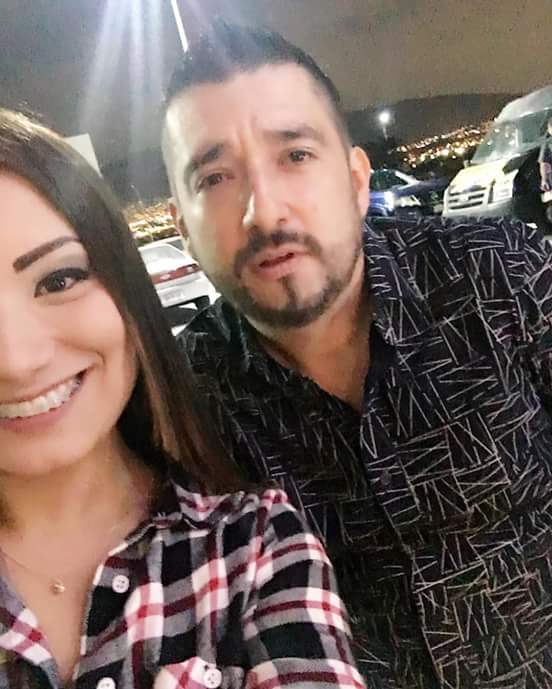 HagamosLeyenda's tweet photo. Nuestra hermosa presi bien chiflada con este par de hermosos en #Lasaliadas
los queremos mucho chicos 😘 #extrañamosalosdemás 😢 https://t.co/yYIqOwg7q8