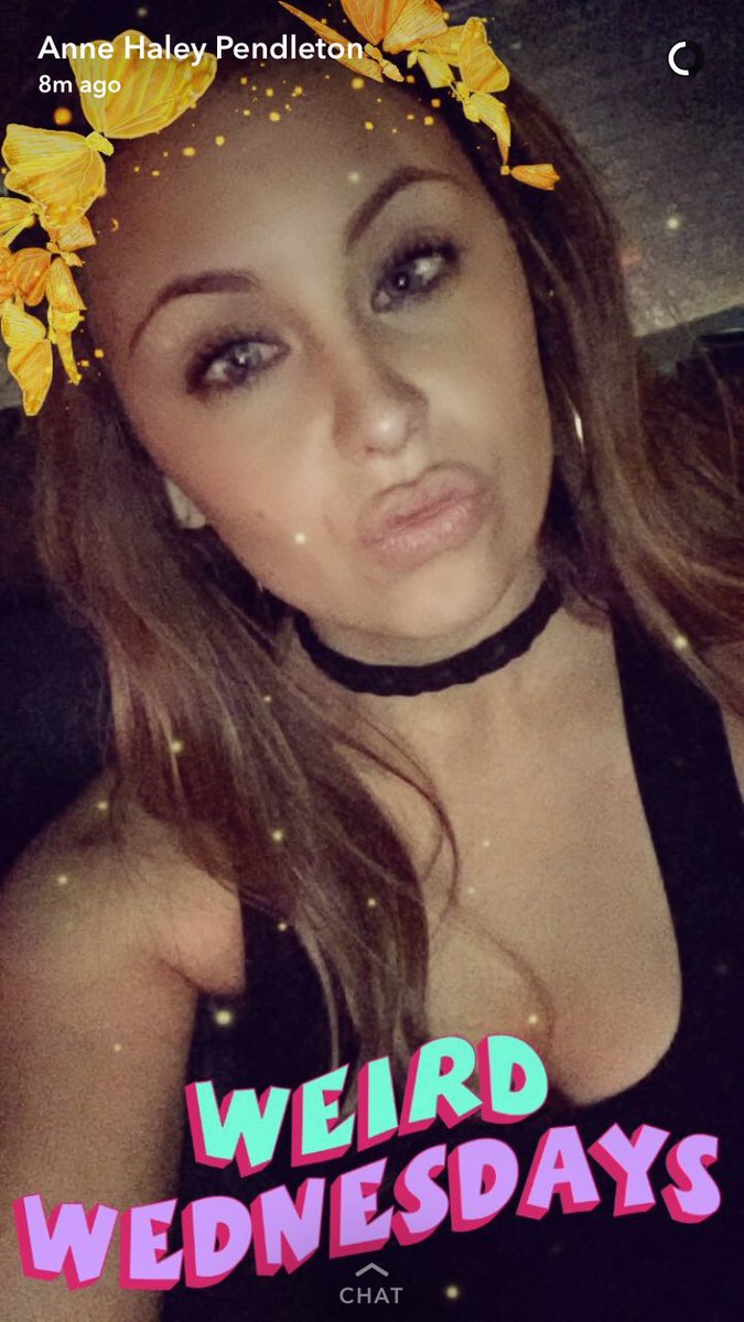 CatWhite11's tweet photo. Can we just take a second to admire @anne__haley 😳❤️🔥. I can't. #SlayGirlSlay #FirstWCW #CreepinOnMyFriends https://t.co/7P8kZcsi68